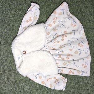 Carter's Dress with Faux Fur Vest Size 6 Months